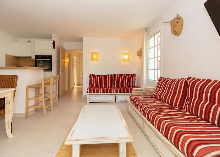 Domaine De Bordaberry - Jardin & Superbe Piscine *